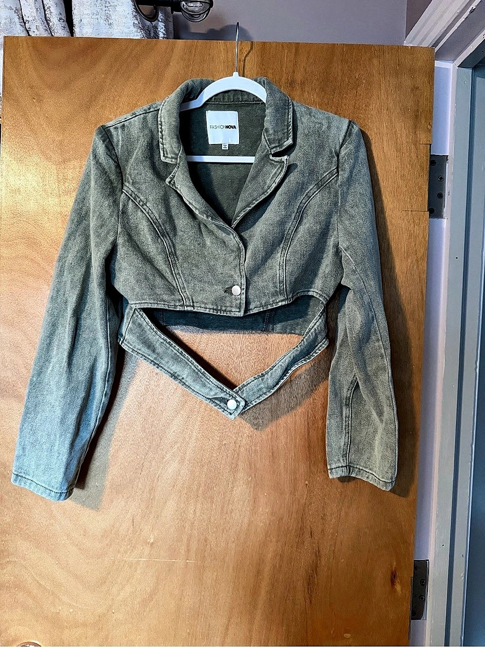 Fashion Nova Cropped Jean Jacket in Green Like New
